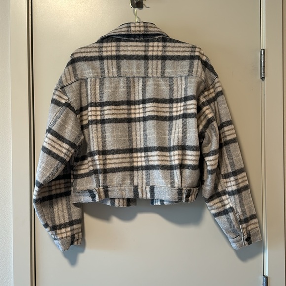 ASHLEY Outerwear crop plaid jacket - Picture 4 of 4